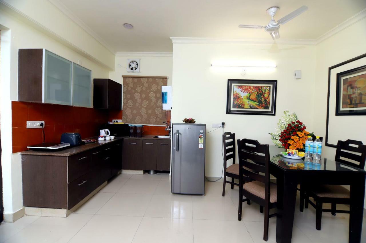 רישיקש Luxury Aloha Apartments מראה חיצוני תמונה